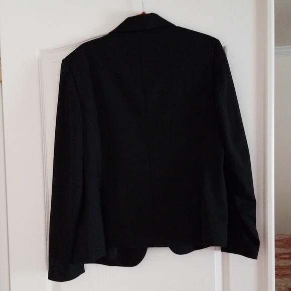 Jacket - Picture 4 of 4